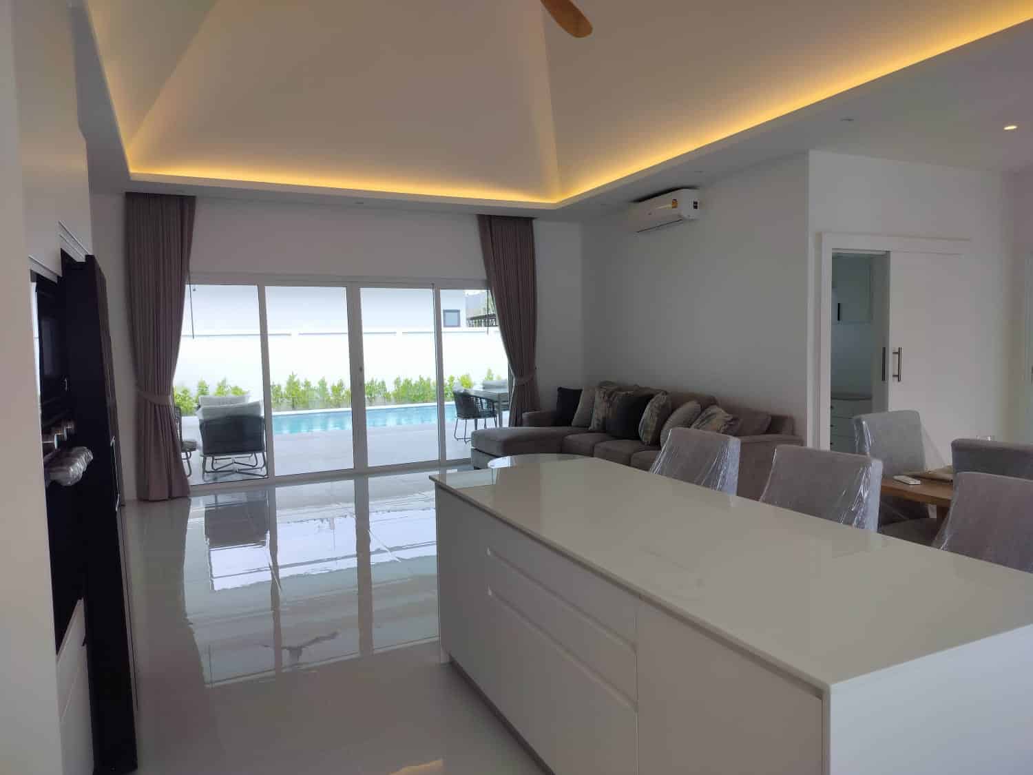 Luxury Hua Hin Villas Modern Open Air Design