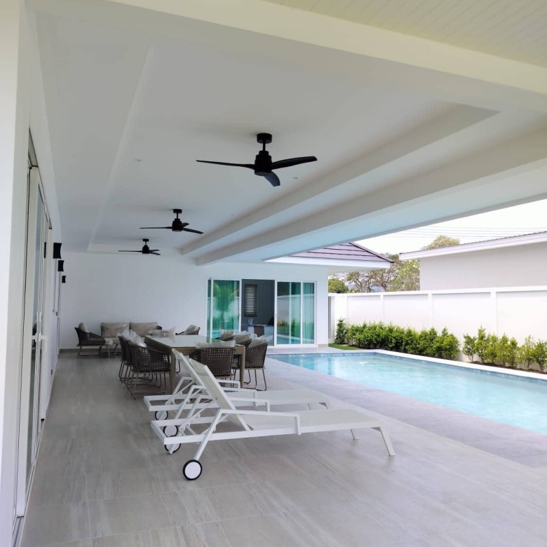 Luxury Hua Hin Villas Bright Tropical Design
