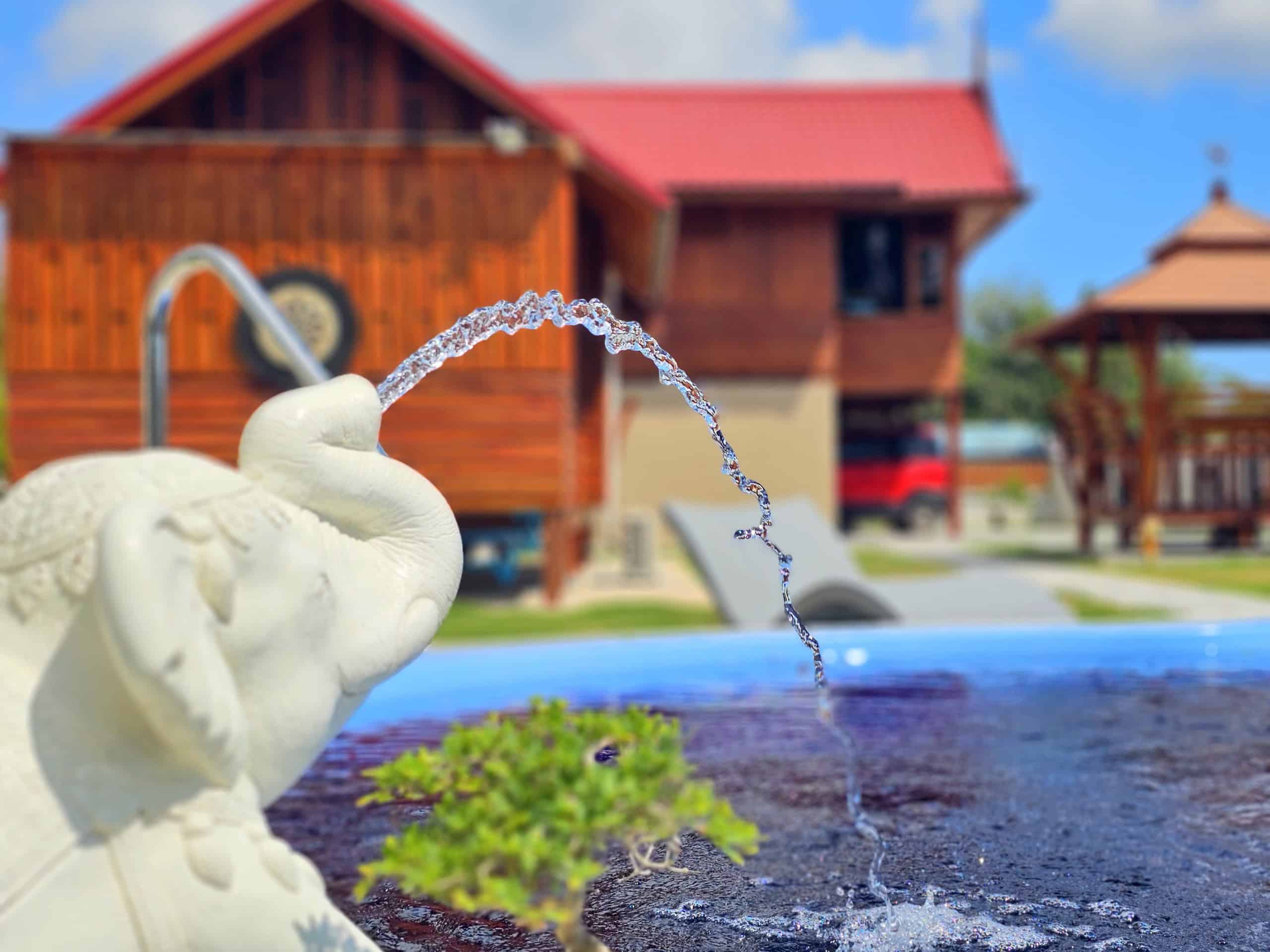 Exquisite Pool Villa Modern Thai Pranburi