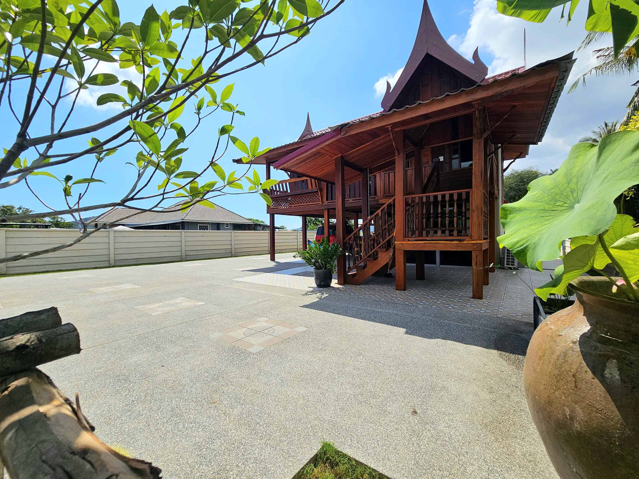 Elegant Modern Villa Pool Pranburi Living