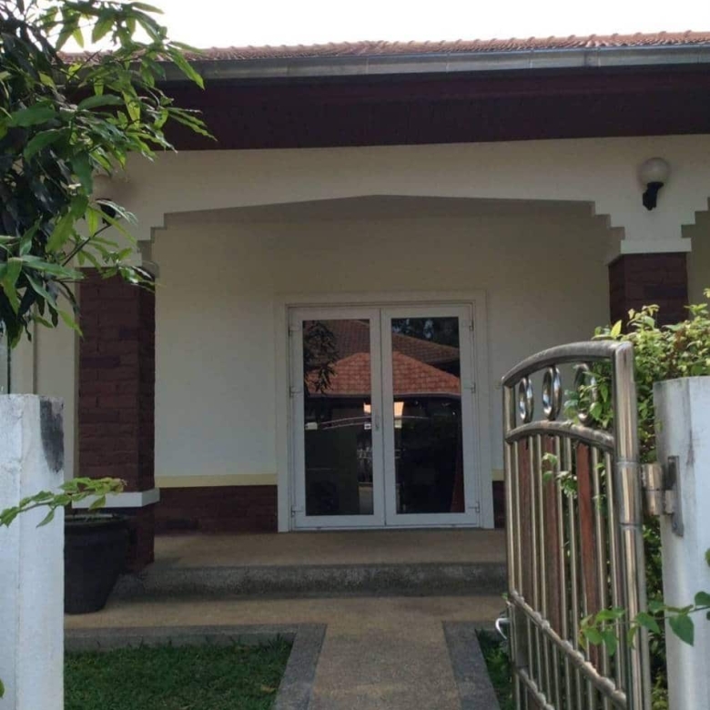 Inviting Villa Hua Hin Garden Oasis