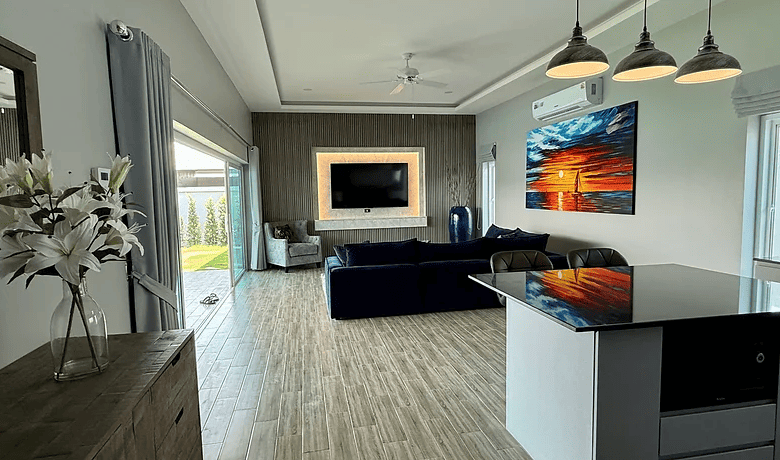 Modern Hua Hin Homes with Premium Finishes