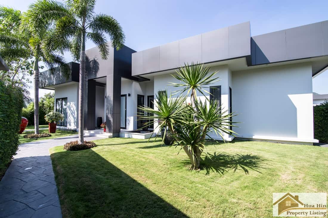 Luxury Hua Hin Villa Spacious Open Living