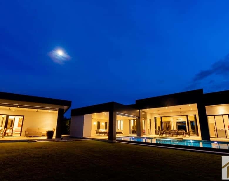 Premium Hua Hin Home Bright Natural Lighting