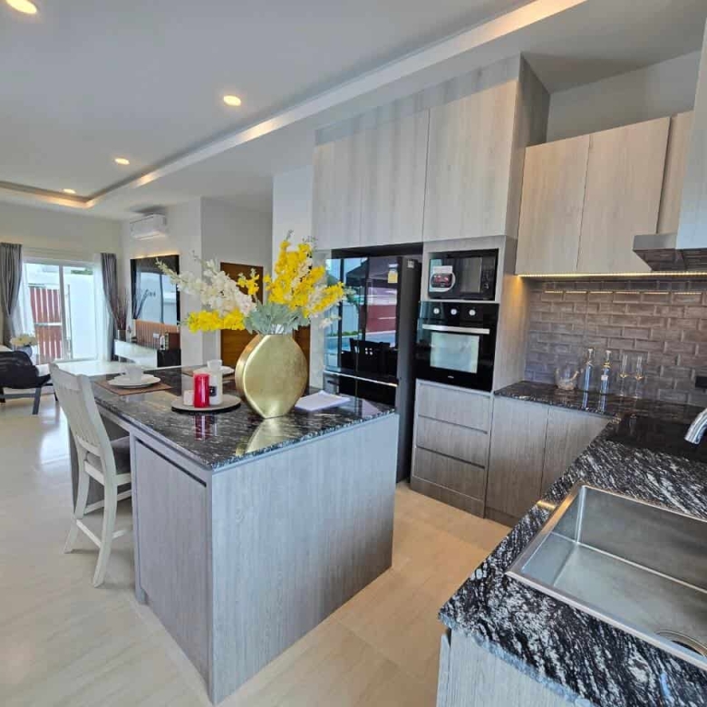 Modern Villa Private Pool Luxury Hua Hin Sale