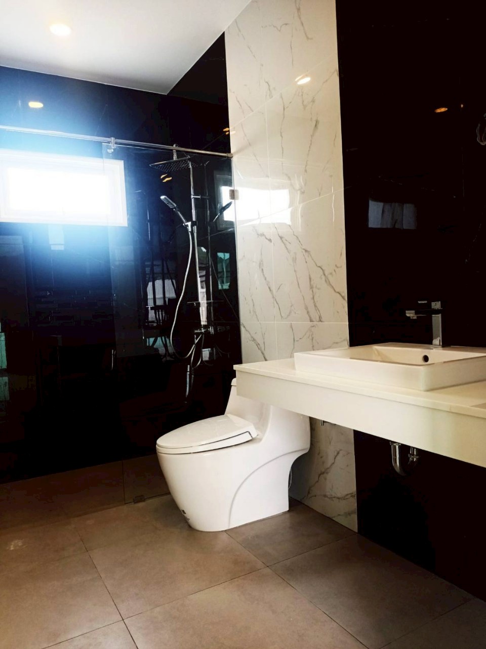 Spacious Hua Hin Villa Premium Poolside Retreat