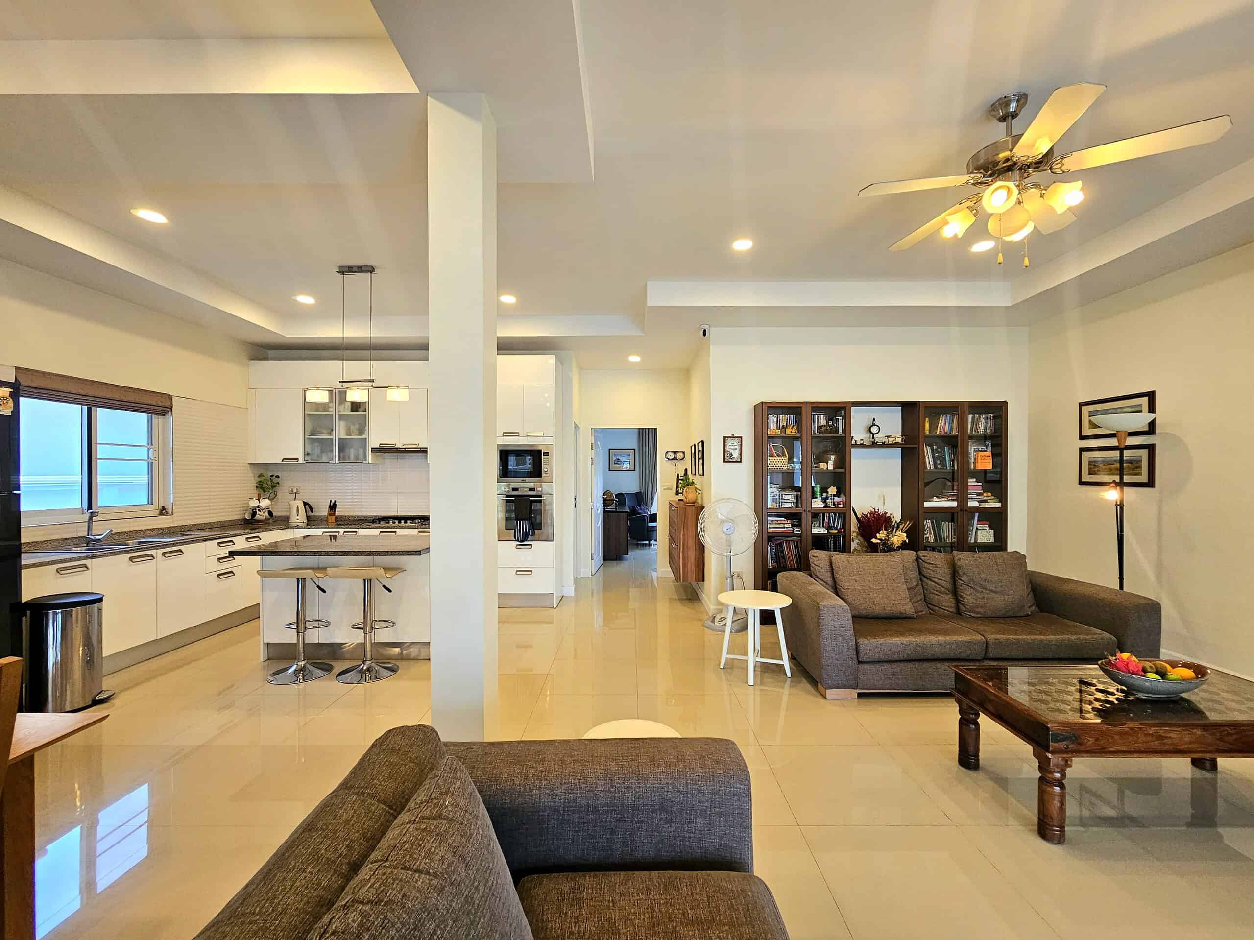 Exclusive Hua Hin Villa Tranquil Pool Environment