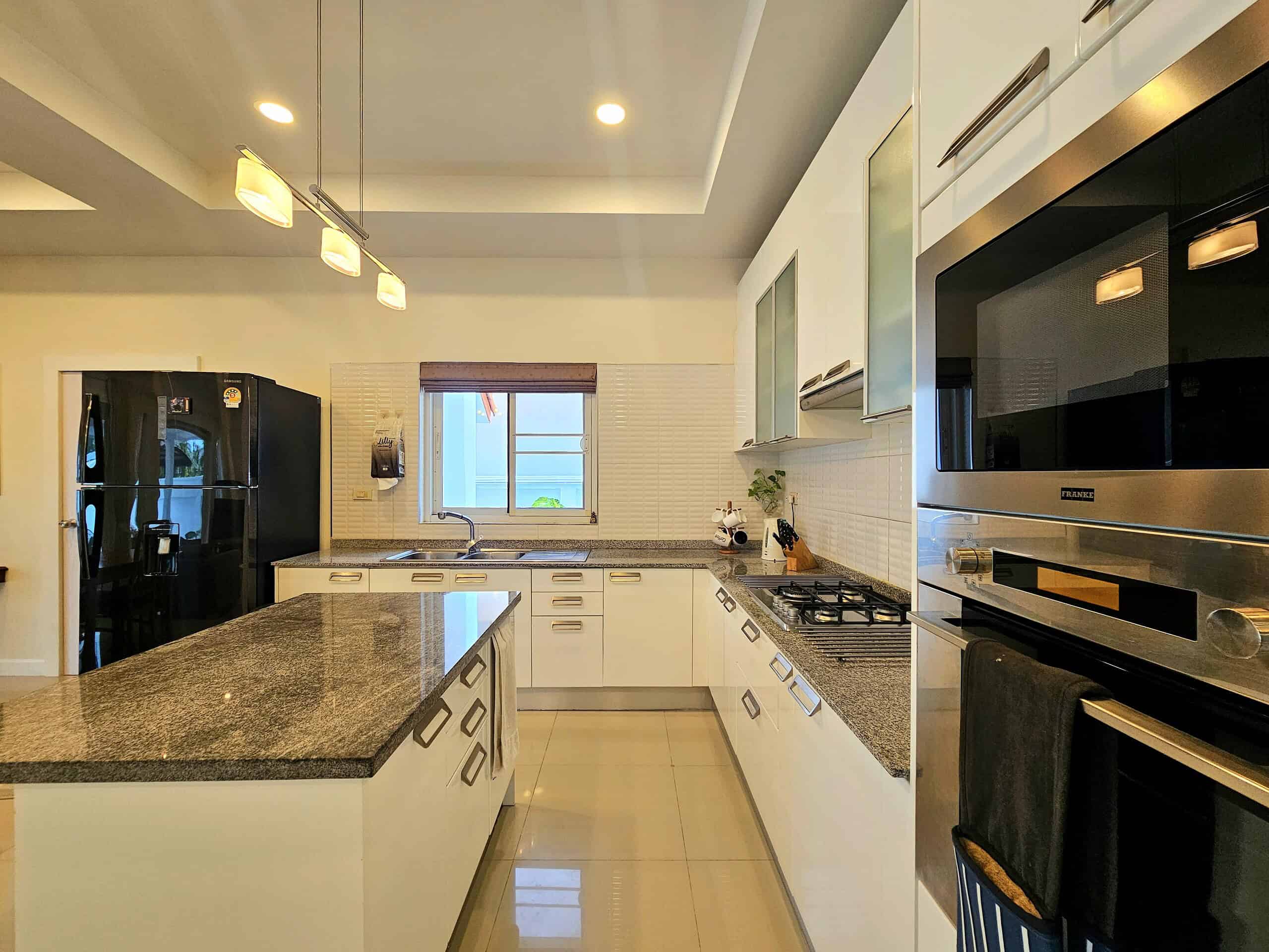 Contemporary Villa Hua Hin Serene Pool Space