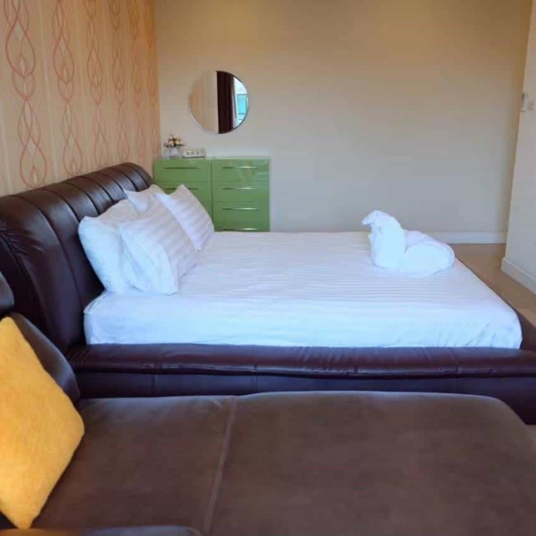 Exquisite Beachfront Condo Hua Hin Ocean Breeze