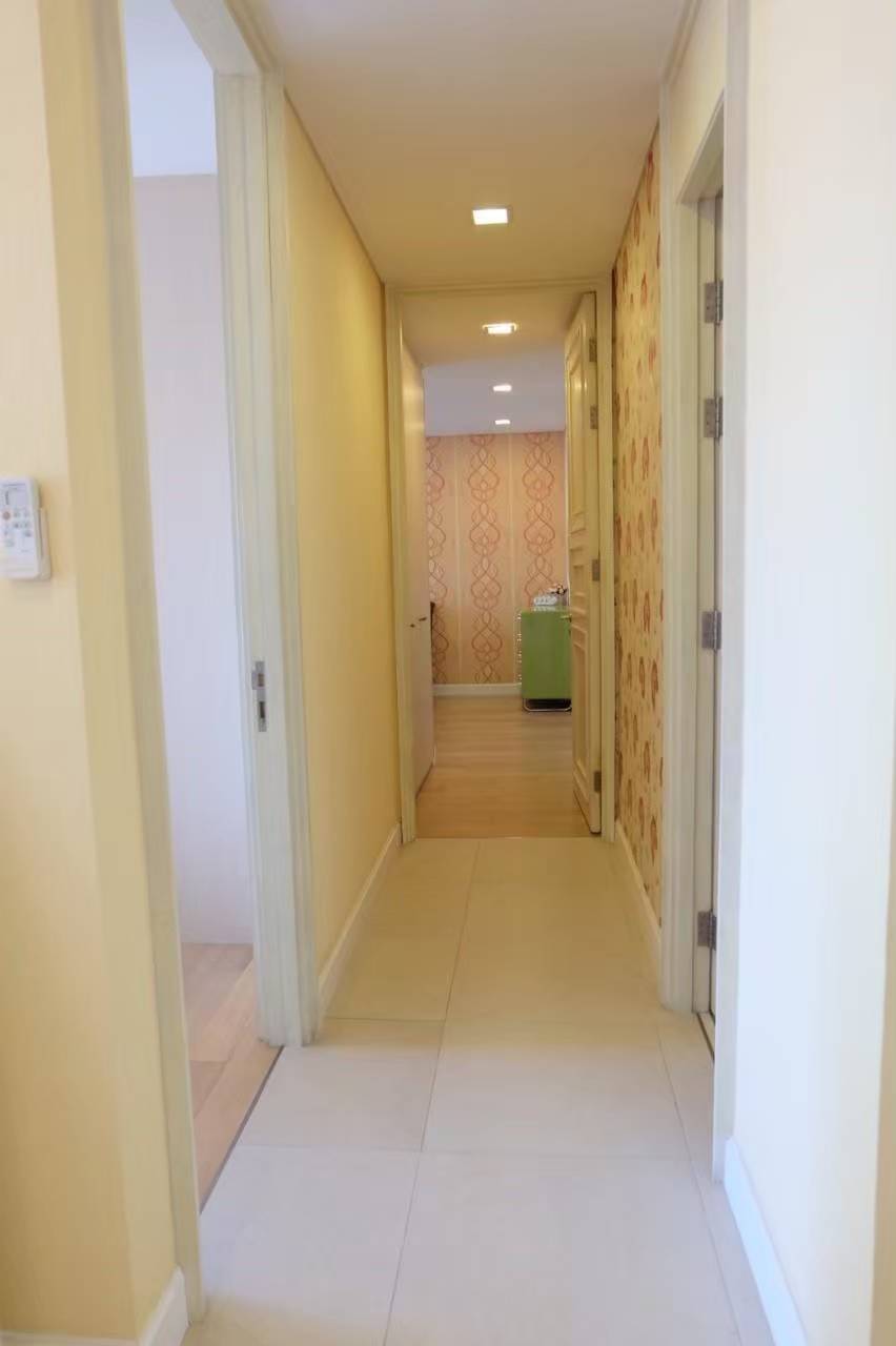 Elegant Beachfront Condo Hua Hin Dream Home