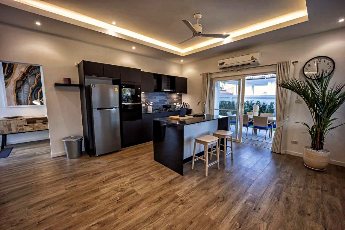 Luxury Hua Hin Villa Ideal Vacation Home