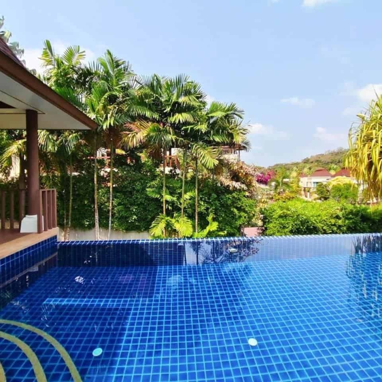 Stylish Tropical Villa Hua Hin Sale