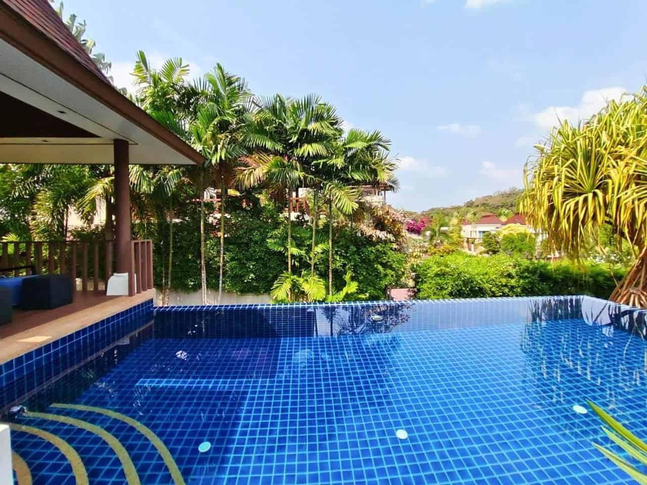 Stylish Tropical Villa Hua Hin Sale