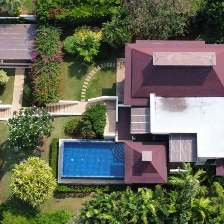 Spacious Hua Hin Villa with Sea Breeze