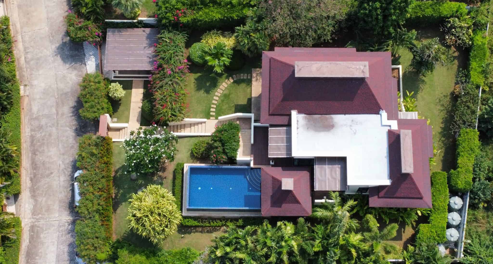 Spacious Hua Hin Villa with Sea Breeze