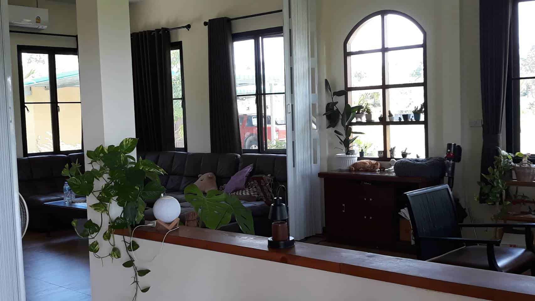 Elegant Hua Hin Property with Lush Green Surroundings