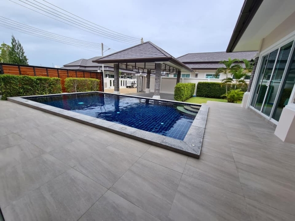 Premium Furnished Villa Grand Hills Sale