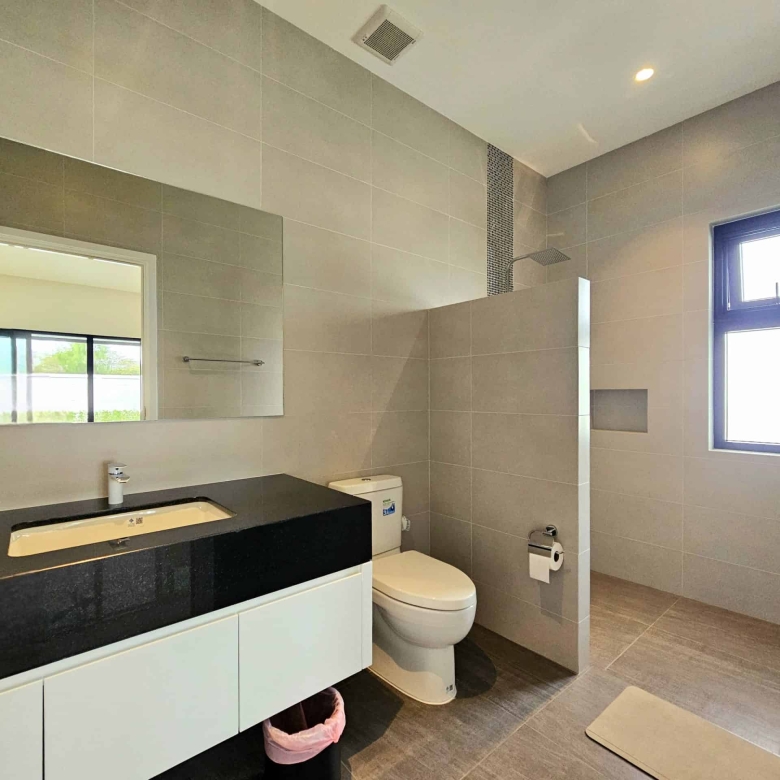 Luxury Living in Hua Hin Villa Community