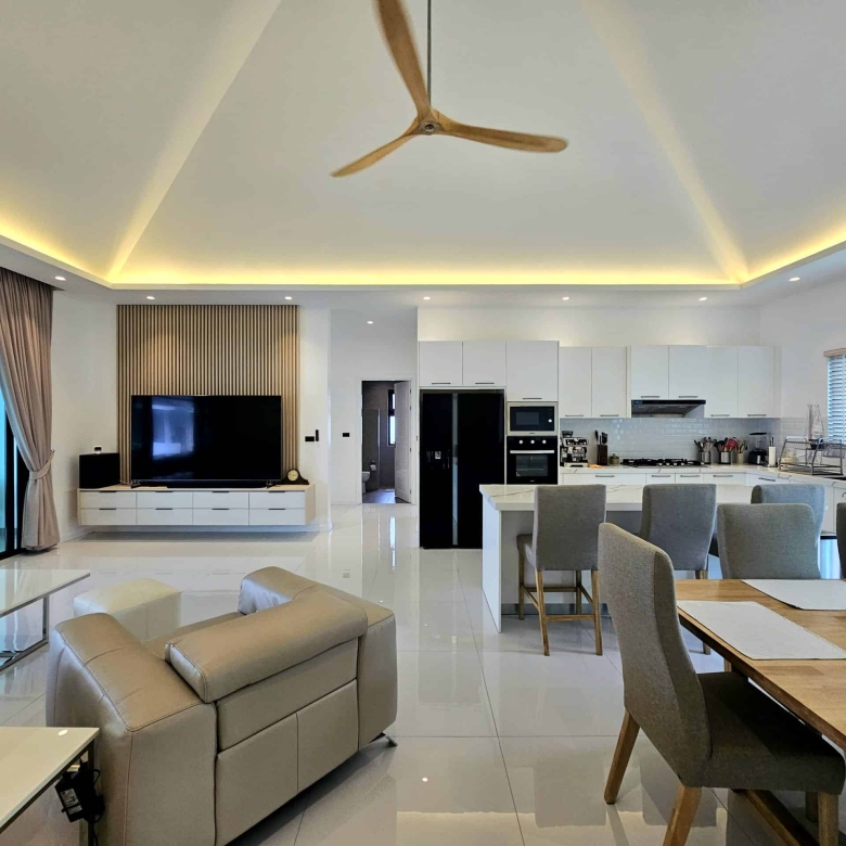 Upscale Hua Hin Villa with Outdoor Terrace