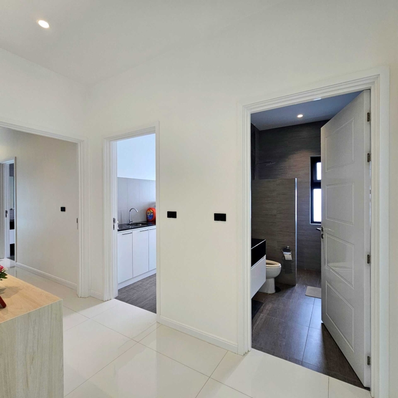 Hua Hin Villa with Premium Finishes Inside