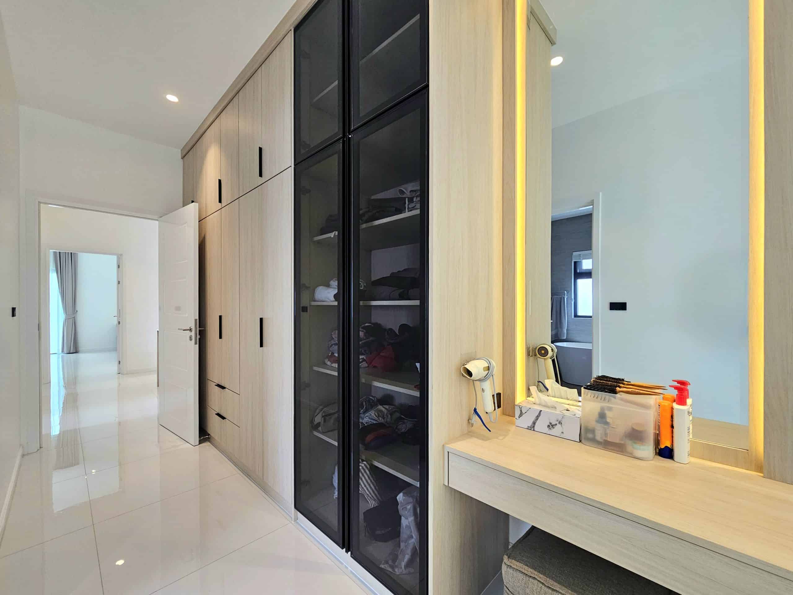 Stunning Clouds Villa Hua Hin Tropical Vibes Hua Hin Villa with Bright Airy Spaces