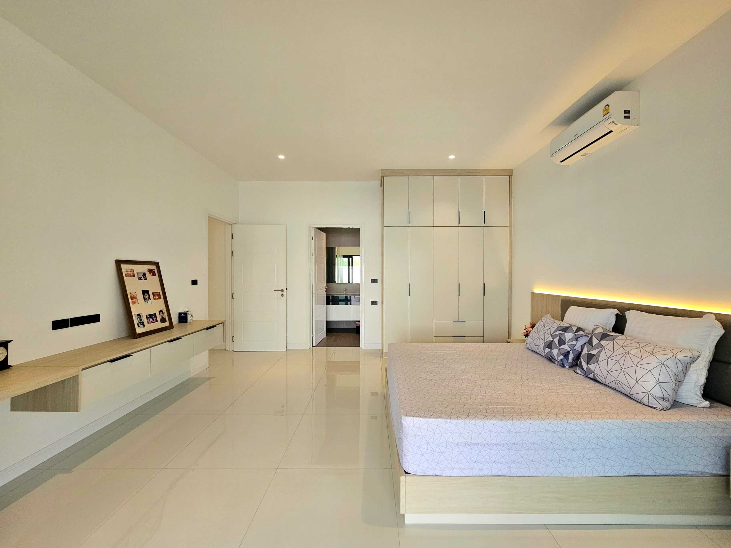 Exclusive Clouds Villa Hua Hin Nature Retreat Modern Hua Hin Villa with Poolside Charm