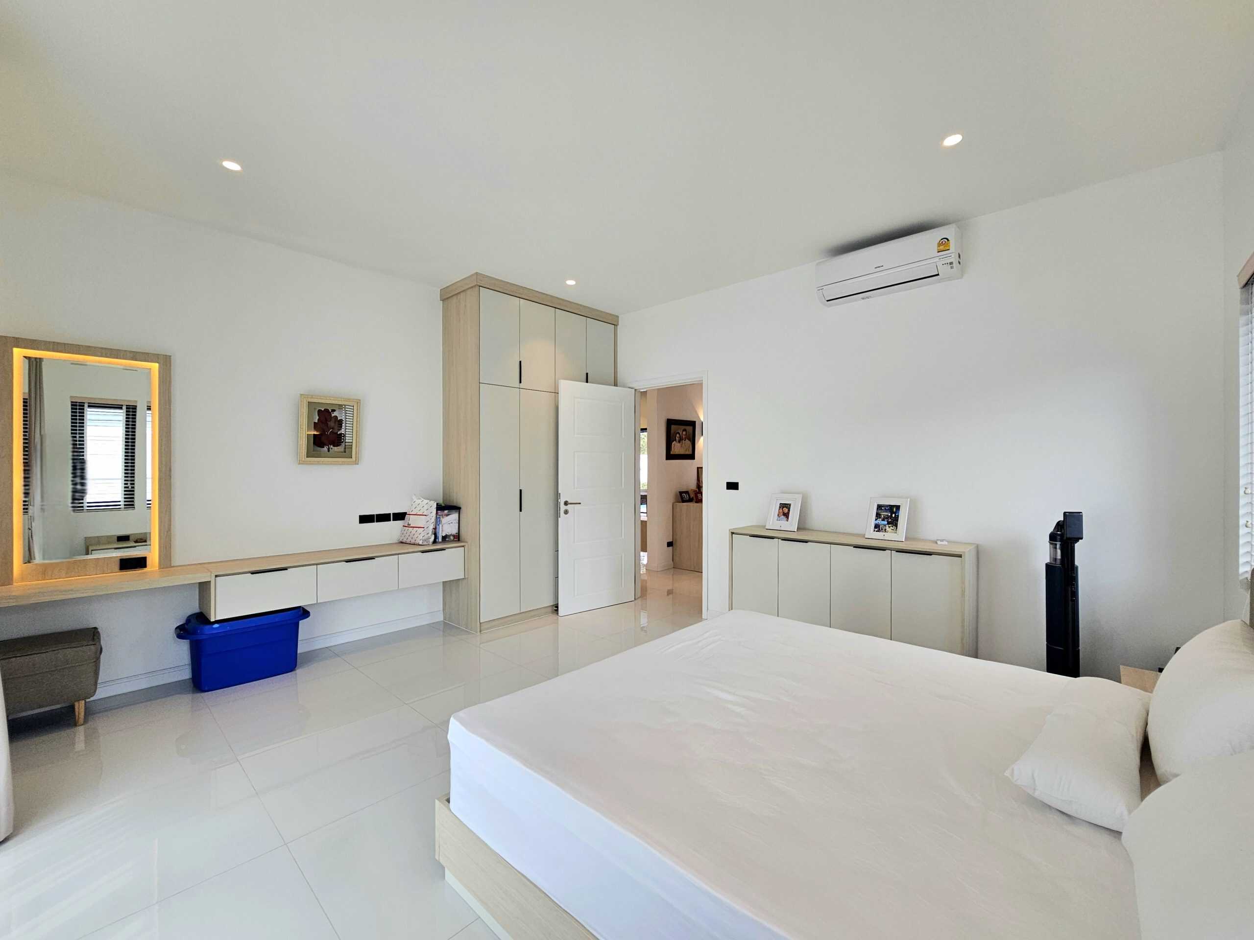 Airy Tropical Villa Hua Hin Relaxing Water Views Hua Hin Villa with Outdoor Living Space