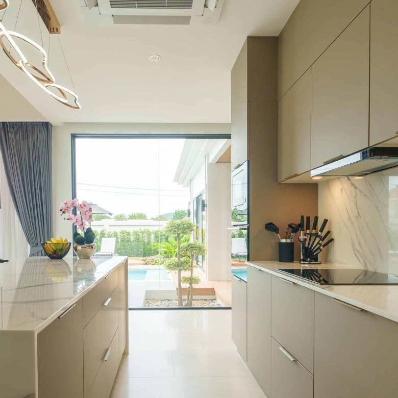 Hua Hin Luxury Villa Tropical Sale
