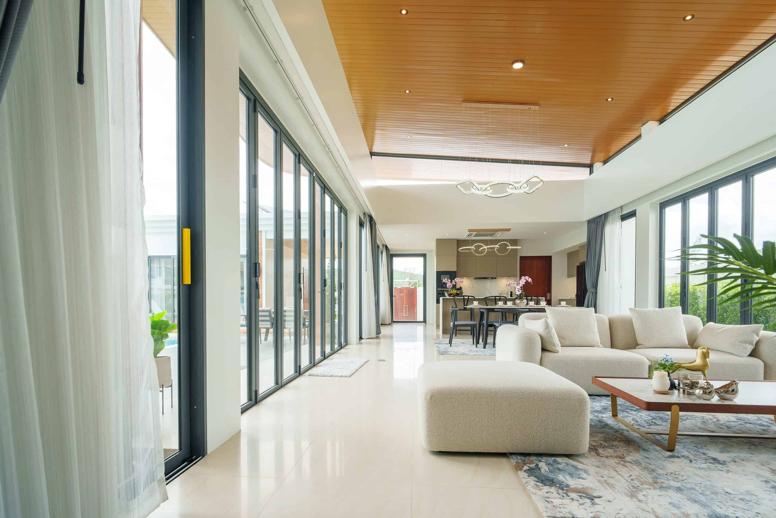 Luxury Tropical Villa Hua Hin Sale